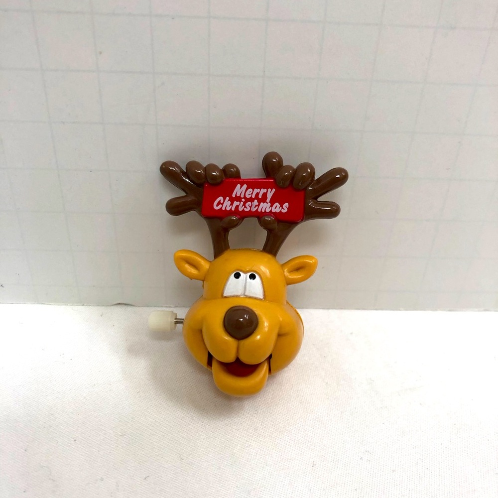 Reindeer Windup Pin Merry Christmas Russ Brown Plastic Mouth Moves Working